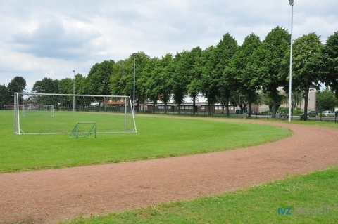 2012_Sportplatz